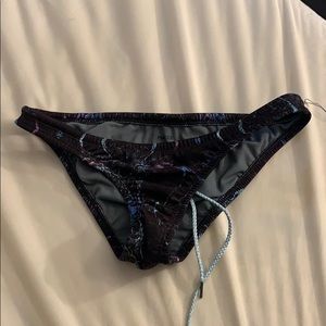 Brand new Brazil jolyn bottoms